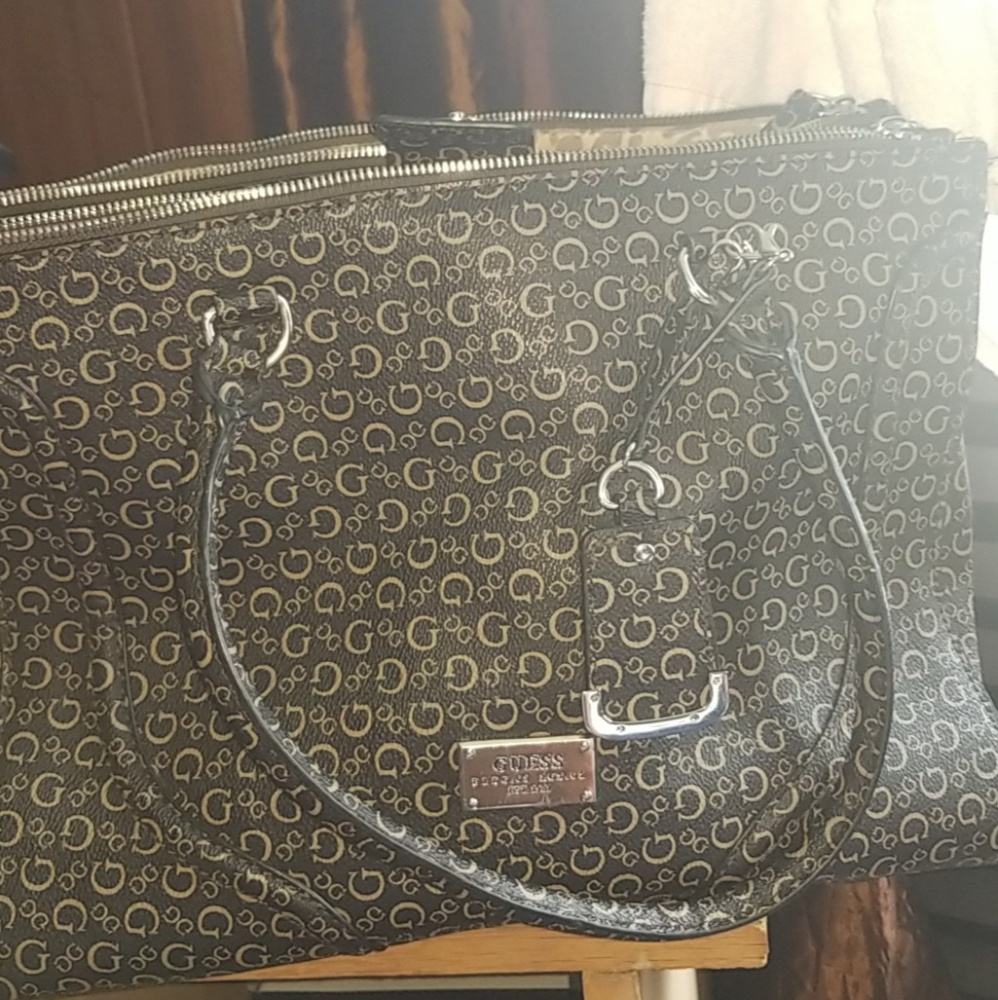 Purse - Picture 1 of 1